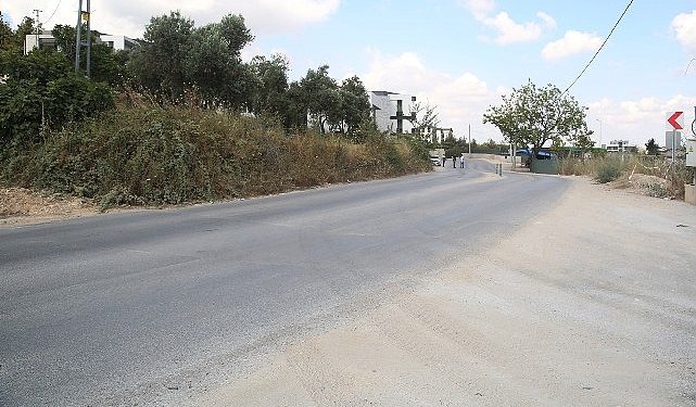 Gümüştepe Düzgün Sokak süreksiz olarak trafiğe kapanıyor