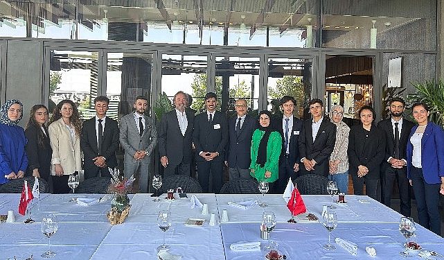 Hamdi Akın’dan Gençlere İş Hayatı Öğütleri