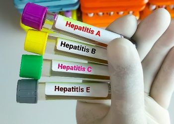 Hepatitte Aşılama Kronik Enfeksiyonları Önlemede %95 Tesirli
