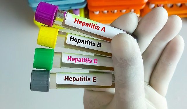 Hepatitte Aşılama Kronik Enfeksiyonları Önlemede %95 Tesirli