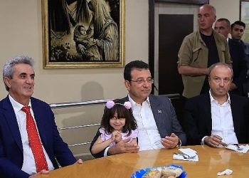 İmamoğlu: Cemevlerine hizmet etmek sizlere olan borcumuz