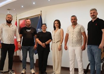 İncirliova esnaflarından Lider Çerçioğlu’na ziyaret