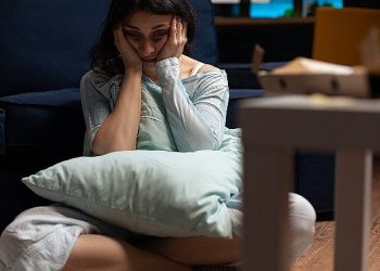 İş ve konut hayatı istikrarını sağlamaya çalışan ebeveynlerin ruh sıhhatini muhafazaları için 6 teklif