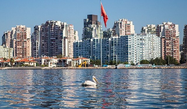İzmir, Milletlerarası Avrupa Demokrasi Başşehri Kentler Ağı’na Katıldı