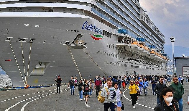 İzmir turizminde tarihi rekor