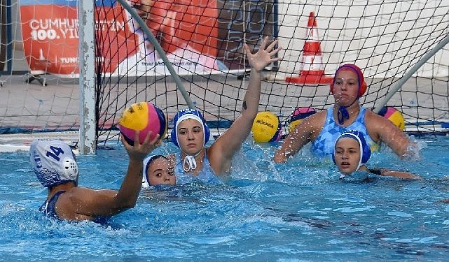 İzmir’in spor tesislerine milletlerarası ilgi