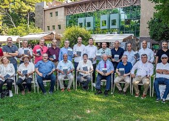 İzmirli 46 gazeteci toplumsal projede buluştu 