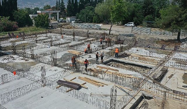 İzmit Manisiz Hayat Merkezinde iki bloğun temeli atıldı