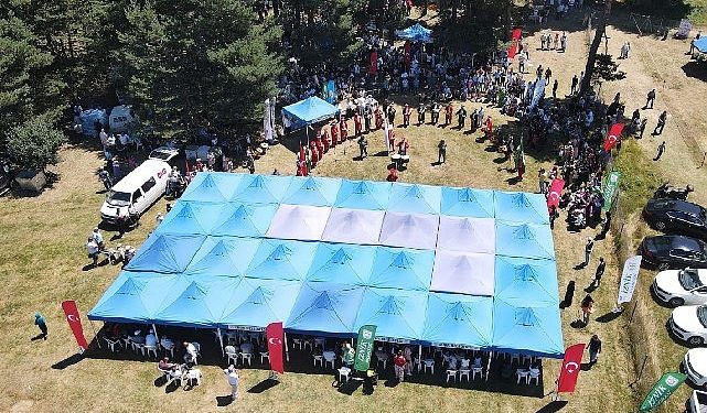 İznik Maviyemiş Şenliği’ne ağır ilgi