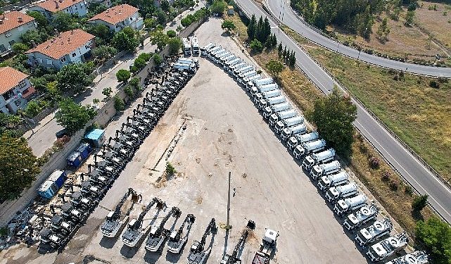 İZSU 98 yeni iş makinesiyle filosunu büyüttü