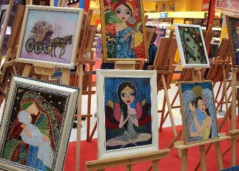 Karşıyaka Belediyesi’nin kursları hayata bağlıyor