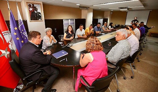 Karşıyaka’da yüzleri güldüren toplu iş mukavelesi imzalandı