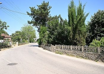 Kartepe balaban mahallesi’ne çağdaş meydan 