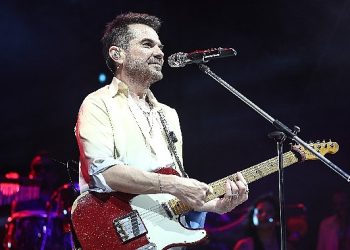 Kenan Doğulu Caresse Bodrum’da Tekrar Sevenleriyle Buluştu