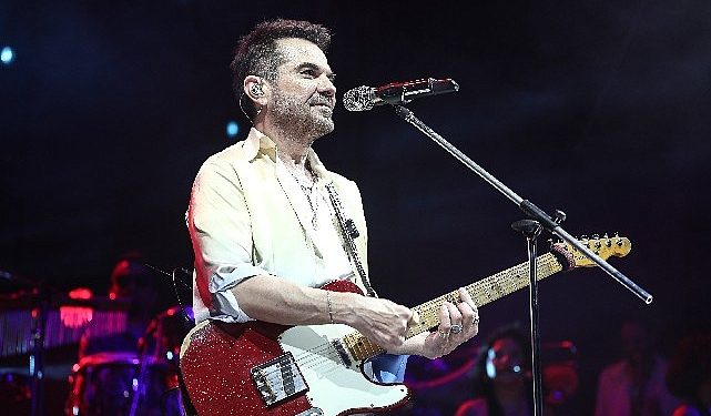 Kenan Doğulu Caresse Bodrum’da Tekrar Sevenleriyle Buluştu