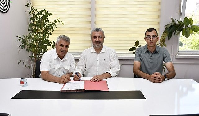 Kırsal Mahallelerimizde yol düzenlemesi için mukavele imzalandı