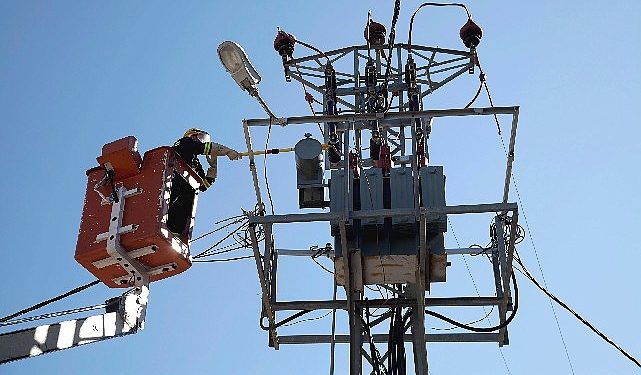 Kıyılar doldu, bayramın 4. günü elektrik tüketiminde rekor kırıldı