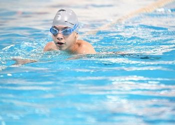 Kulaçları atıp sertifikaları kaptılar