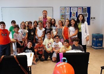  Kültür sanat kampında hem eğleniyor hem de öğreniyorlar 