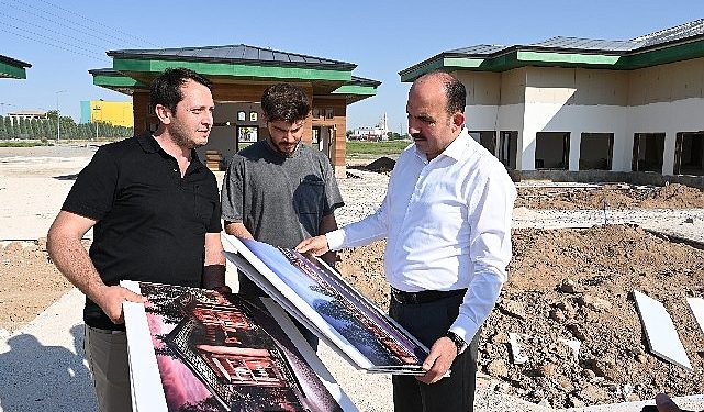 Lider Altay: “Ziyaretçilerin Konya’ya İlişkin Eserleri Alabileceği Bir Yer Oluşturuyoruz”