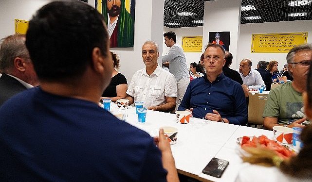 Lider Çalık, canlarla oruç açtı