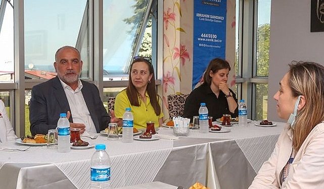 Lider Sandıkçı: “Hanım Konaklarımız istihdama katkı noktasında kıymetli bir rol üstlenmektedir”