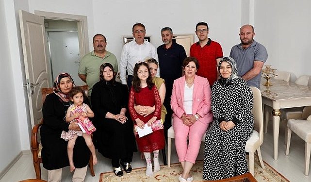 Lider Savran konut ziyaretlerinde bulundu