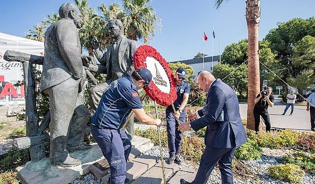 Lider Soyer’den Ata’ya ve İnönü’ye hürmet çelengi
