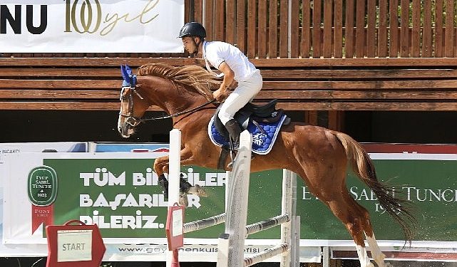 Minik binicilerin kalbi “Sporun Başşehri Kocaeli”de attı