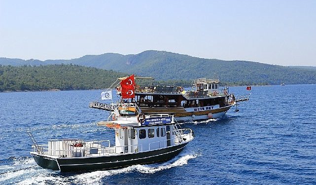 Muğla Büyükşehir Grupları Bayram’da Denizlerin Korunması İçin Ağır Mesai Harcadı