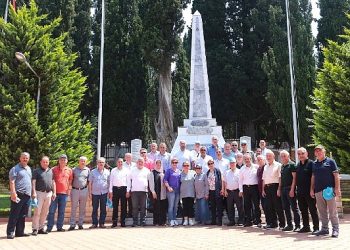 Muhtarlardan kentin kültürel yerlerine ziyaret