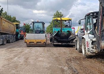 Ömer Türkçakal Bulvarında üstyapı başladı