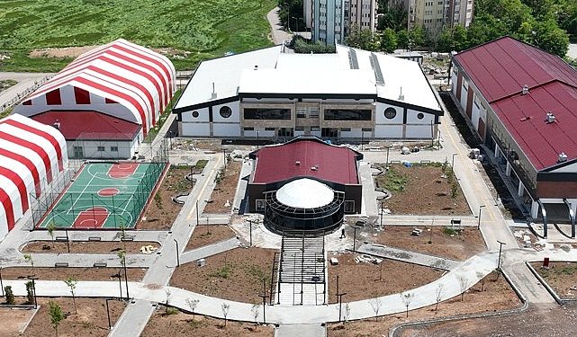 Pir Şamil Spor kompleksi açılış için gün sayıyor