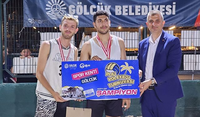 Plaj voleybolu turnuvası çekişmeli karşılaşmalar ile tamamlandı