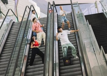 Red Bull Dance Your Style, Yürüyen Merdivende Dansçıları Buluşturdu