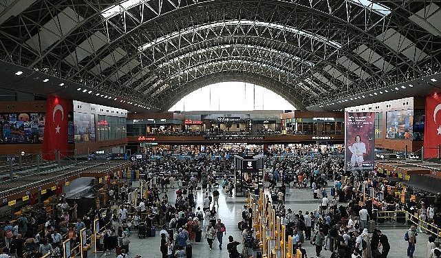 Sabiha Gökçen Havalimanı’ndan rekor üstüne rekor