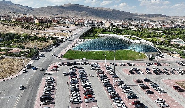 Selçuklu’nun sembol yerleri ziyaretçi akınına uğradı