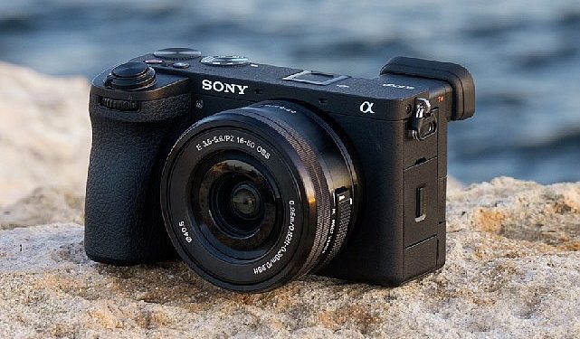 Sony Şimdiye Kadarki En Gelişmiş APS-C Kamerası A6700’ü ve Çok İstikametli Kompakt Shotgun Mikrofon ECM-M1’yi Kullanıcılarla Buluşturuyor.