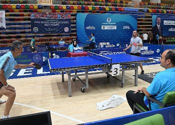 Sporun merkezi Selçuklu’da Kuruluşlararası Masa Tenisi Turnuvası tamamlandı