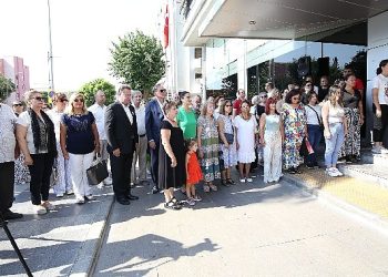 Srebrenitsa kurbanları 28. yılında Karşıyaka’da anıldı