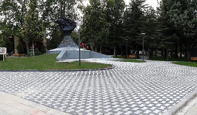 Türk lisanı parkı baştan sona yenilendi