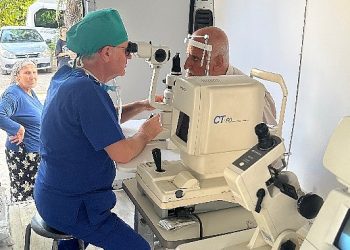 Türk Oftalmoloji Derneği’nin gezici göz muayene aracı Hatay’da