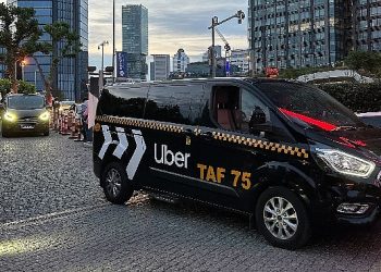 Uber, sarı taksiden büyük taksi segmentlerine dönüşüm için araç alım dayanağını başlatıyor