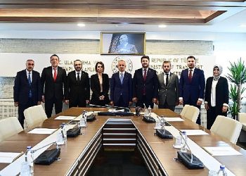 Ulaştırma ve Altyapı Bakanı Abdulkadir Uraloğlu’na “Hayırlı Olsun” ziyareti