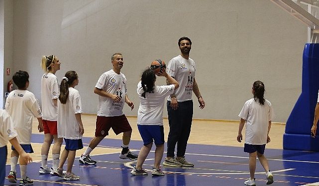 Umuda Basket Veteran Basketbol Turnuvası” ile 272 TEGV’li çocuğun eğitimine takviye sağlandı