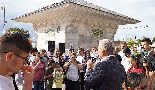 Üsküdar’da 10 bin bireye aşure ikram edildi