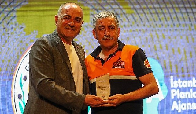 Uzman isimler Gemlik’te afetleri karşı alınacak önlemleri konuştu