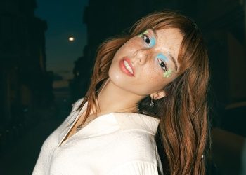 Yapı Kredi bomontiada World Akustik serisinde bu hafta: “Selin Geçit” Avlu sahnesinde