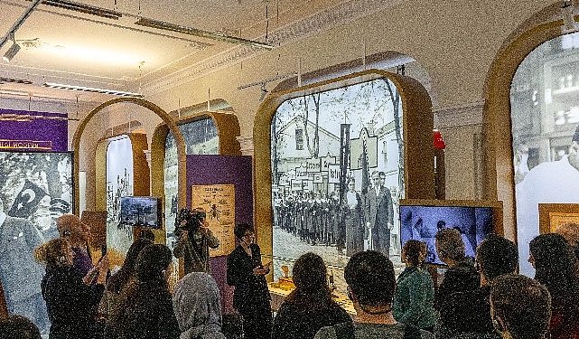 Yaşasın Cumhuriyet!” Standı’nda yaz trafiği