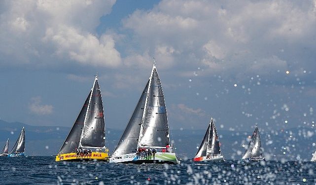 11. TAYK – Eker Olympos Regatta yelken yarışı, mükemmel rotası ve rengârenk tekneleriyle büyüleyecek